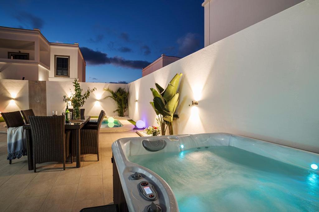 Villa palmera jacuzzi Yaiza  Esterno foto