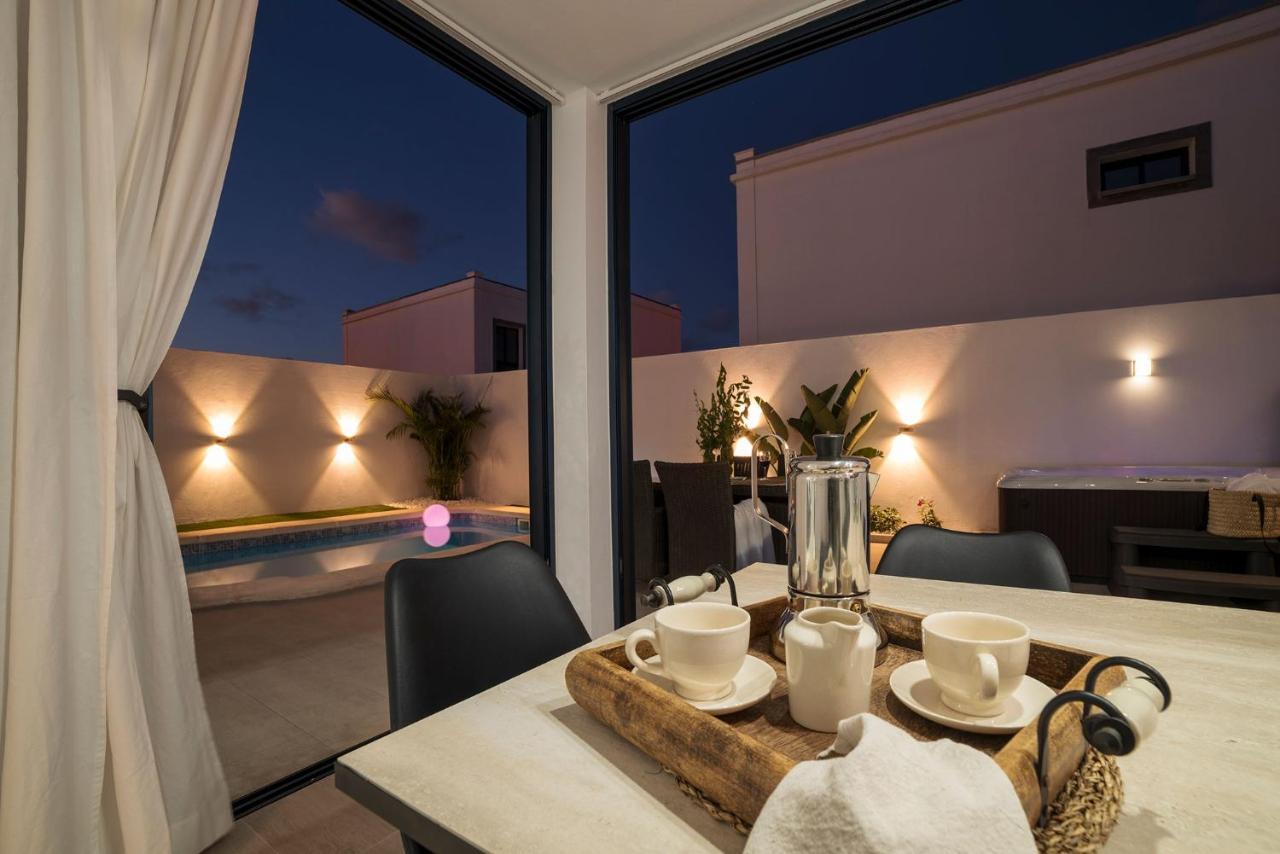 Villa palmera jacuzzi Yaiza  Esterno foto