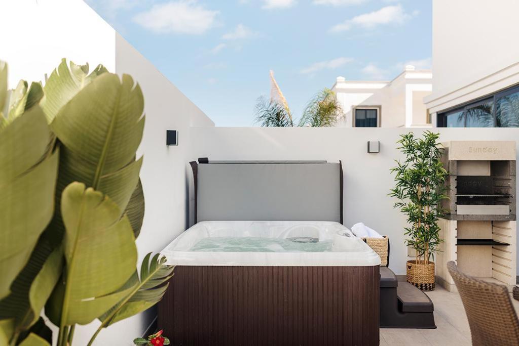 Villa palmera jacuzzi Yaiza  Esterno foto